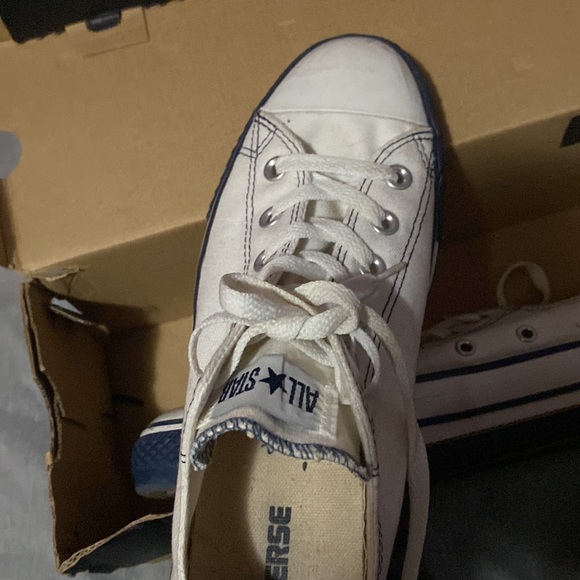 converse - Picture 3 of 6